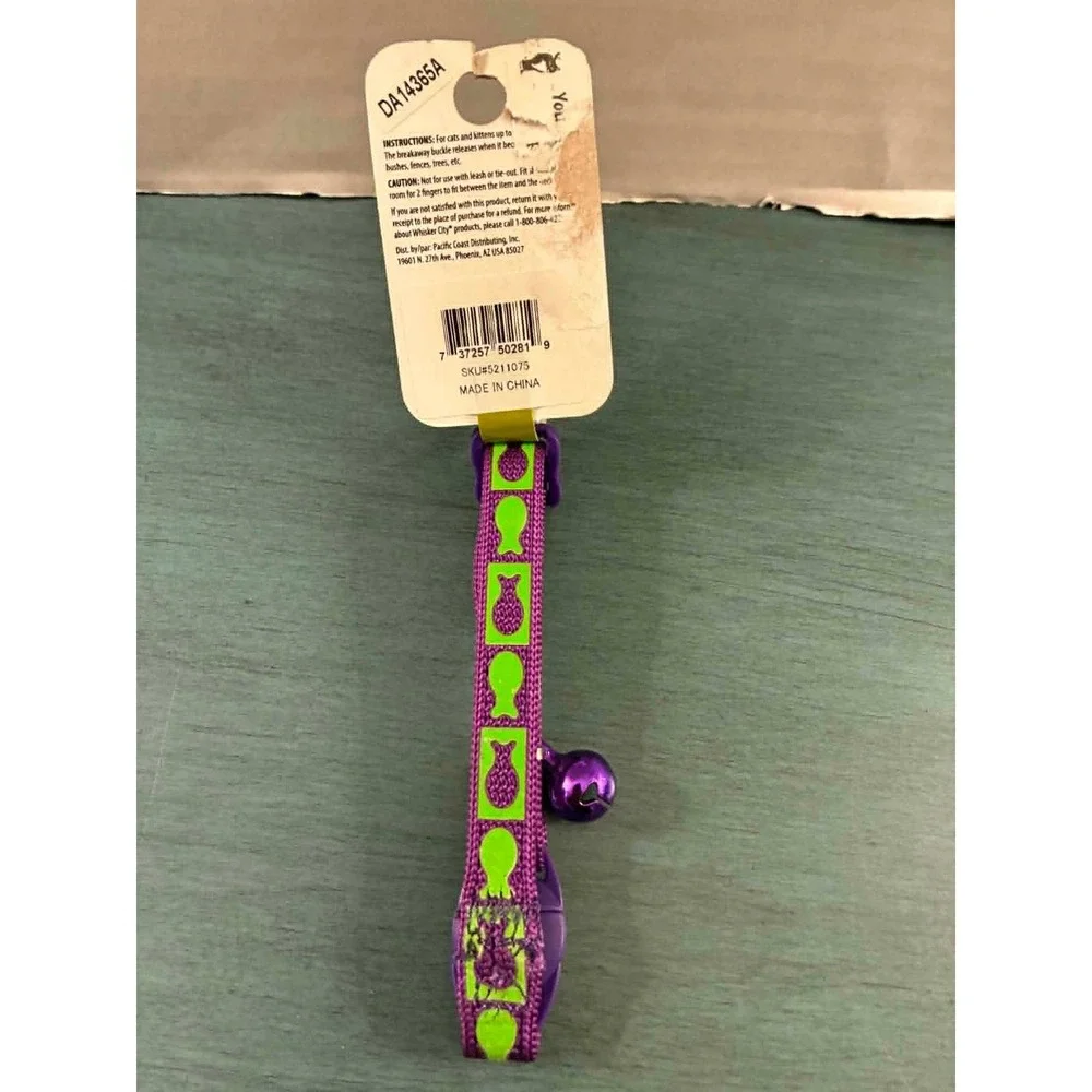Whisker City Kitten Collar 6-9in Purple Glow in the Dark New Fish Bone Bell